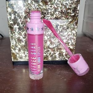 Jeffree Star Liquid Lipstick "Diva"